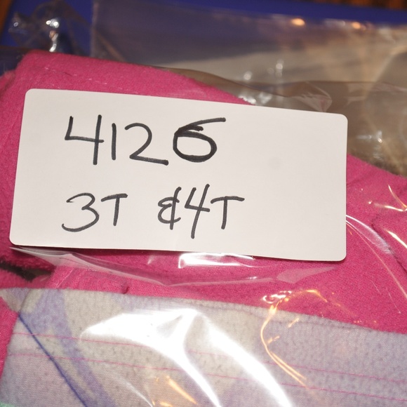 Frozen / Ella 3T & 4T PJ's 4126 - Picture 6 of 6